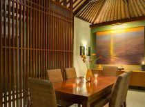 Villa Lakshmi Kawi, Dining Area